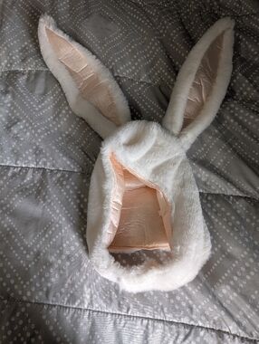 Cosplay/Costume White Rabbit Or Easter Bunny Hat, Velcro Closure With Wired Ears